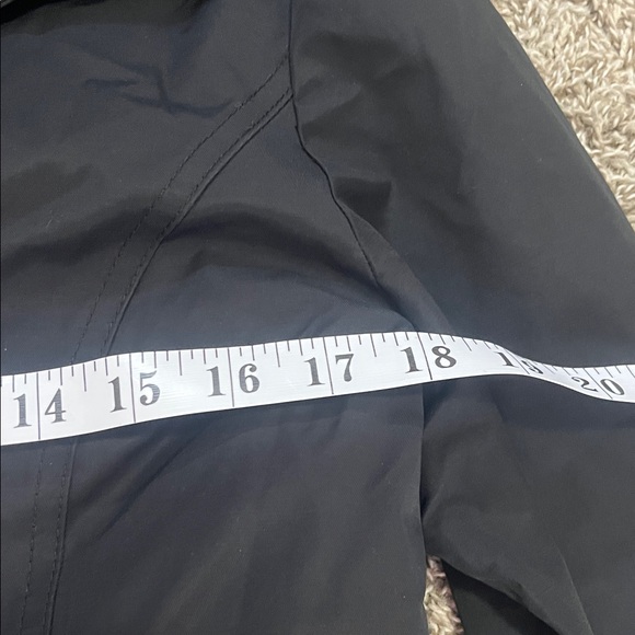 Laundry by Design Black Trench Coat with White Accents Elegant Size Medium - Picture 3 of 9